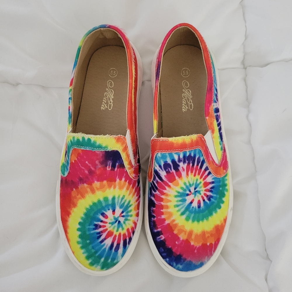 Mata Tiedye Slip On Shoes 5.5